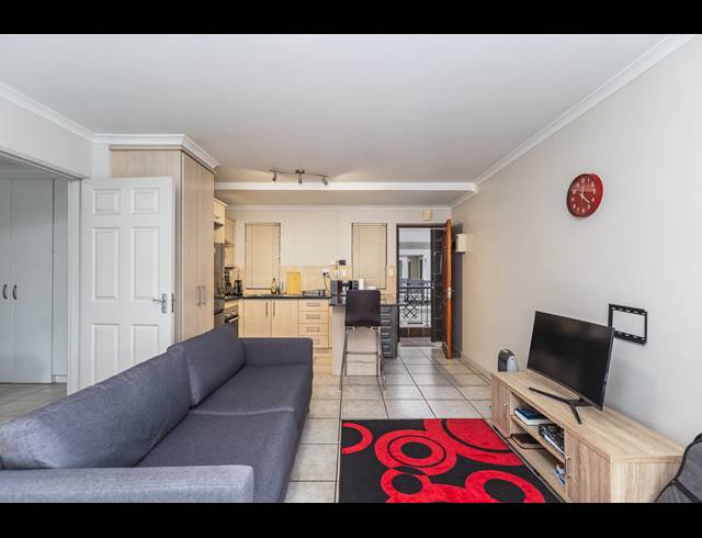 1 BEDROOM APARTMENT TO LET IN ROSENDAL